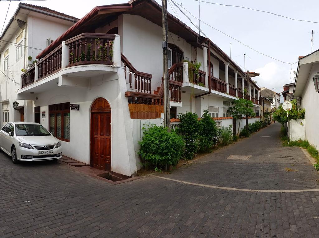 Wijenayake'S - Beach Haven Guest House - Galle Fort Eksteriør bilde