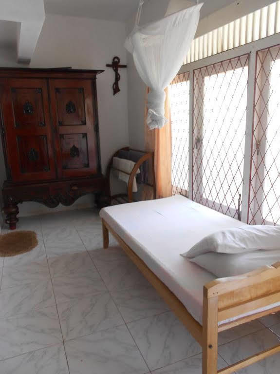 Wijenayake'S - Beach Haven Guest House - Galle Fort Eksteriør bilde