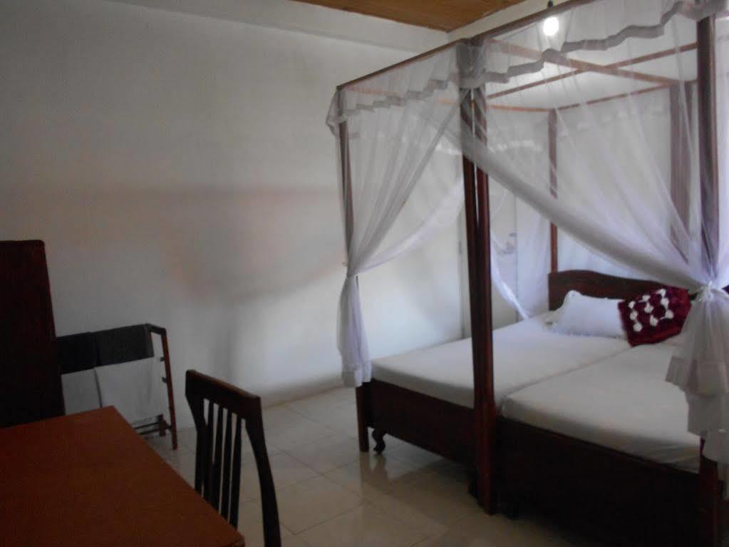 Wijenayake'S - Beach Haven Guest House - Galle Fort Eksteriør bilde