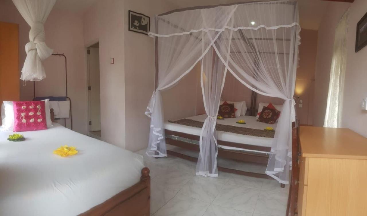 Wijenayake'S - Beach Haven Guest House - Galle Fort Eksteriør bilde